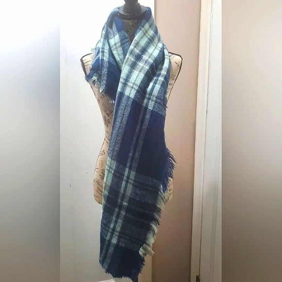 Plaid Wool Cashmere Scarf. Blue 🌴 - Picture 1 of 4